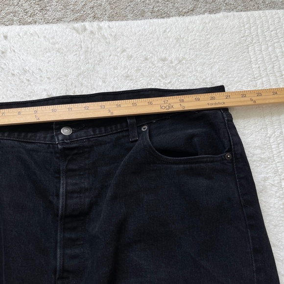 Levis 501 Jeans Men's 42x30 Black Dark Wash Straight Button Fly Denim - Picture 8 of 13